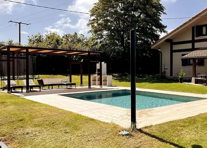 Holiday home Ozollo Bekoa - Casa Con Piscina En El Corazon De Urdaibai. *