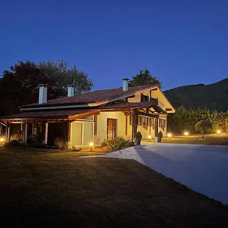 別荘 Ozollo Bekoa - Casa Con Piscina En El Corazon De Urdaibai.