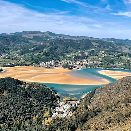 Ozollo Bekoa - Casa Con Piscina En El Corazon De Urdaibai. * Gautegiz Arteaga