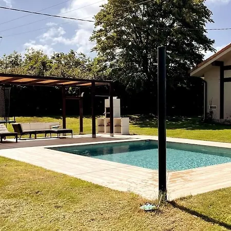 Feriehus Ozollo Bekoa - Casa Con Piscina En El Corazon De Urdaibai. *